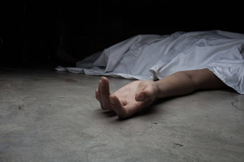 Bodies of headless woman, child found in Karachi