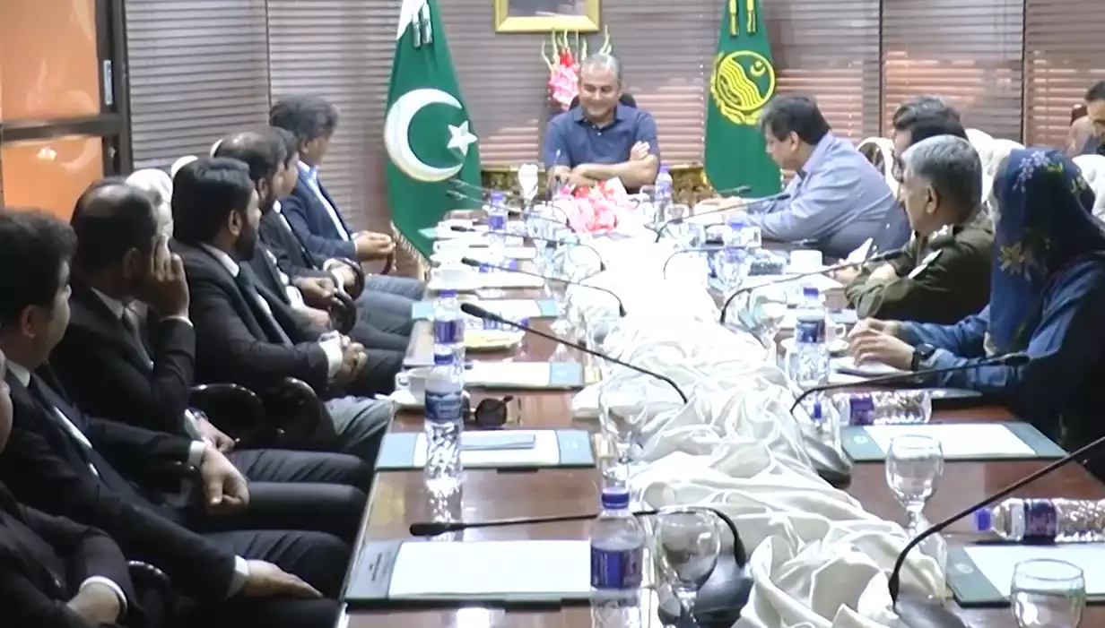 CM Naqvi assures lawyers resolution of their issues