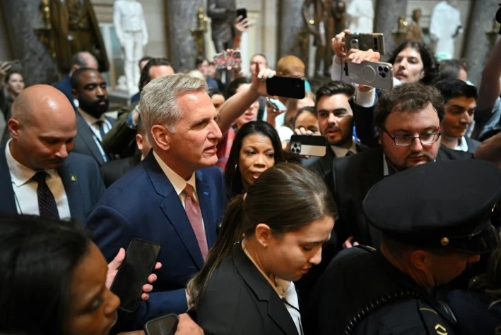 Washington sweats over high-stakes vote to stave off default