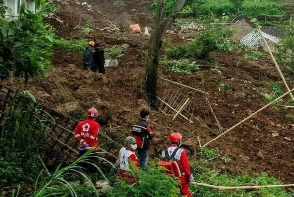 China landslide death toll rises to 19 as rescue work ends