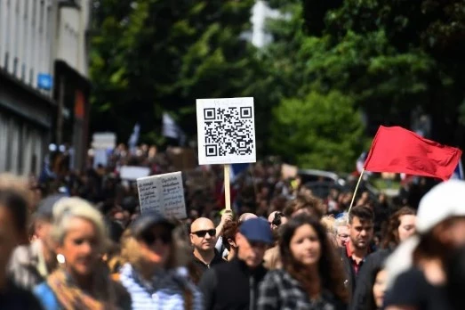 Dozens injured in 'senseless' far-left protest in Germany