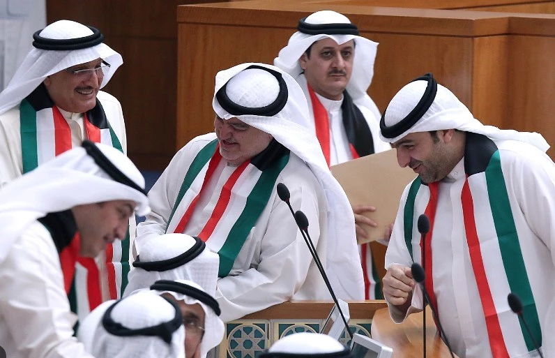 Kuwaitis again called to vote amid political paralysis