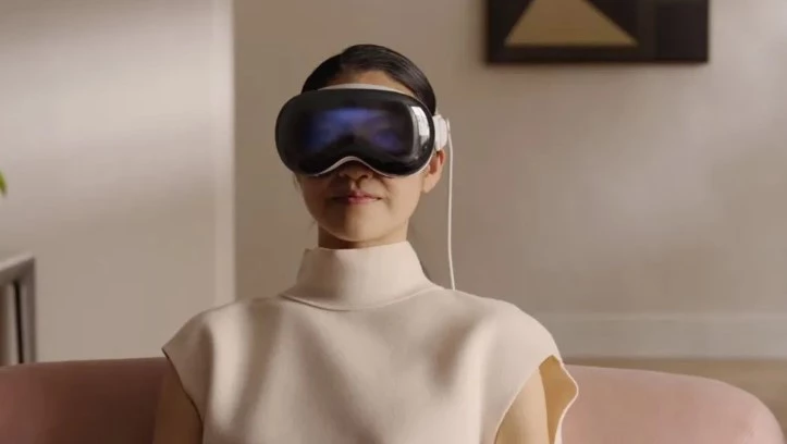 Apple unveils Vision Pro, its $3,500 headset