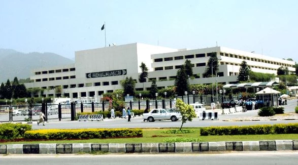 National Assembly, Senate to meet on Monday