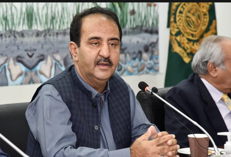 IHC issues contempt notice to federal minister
