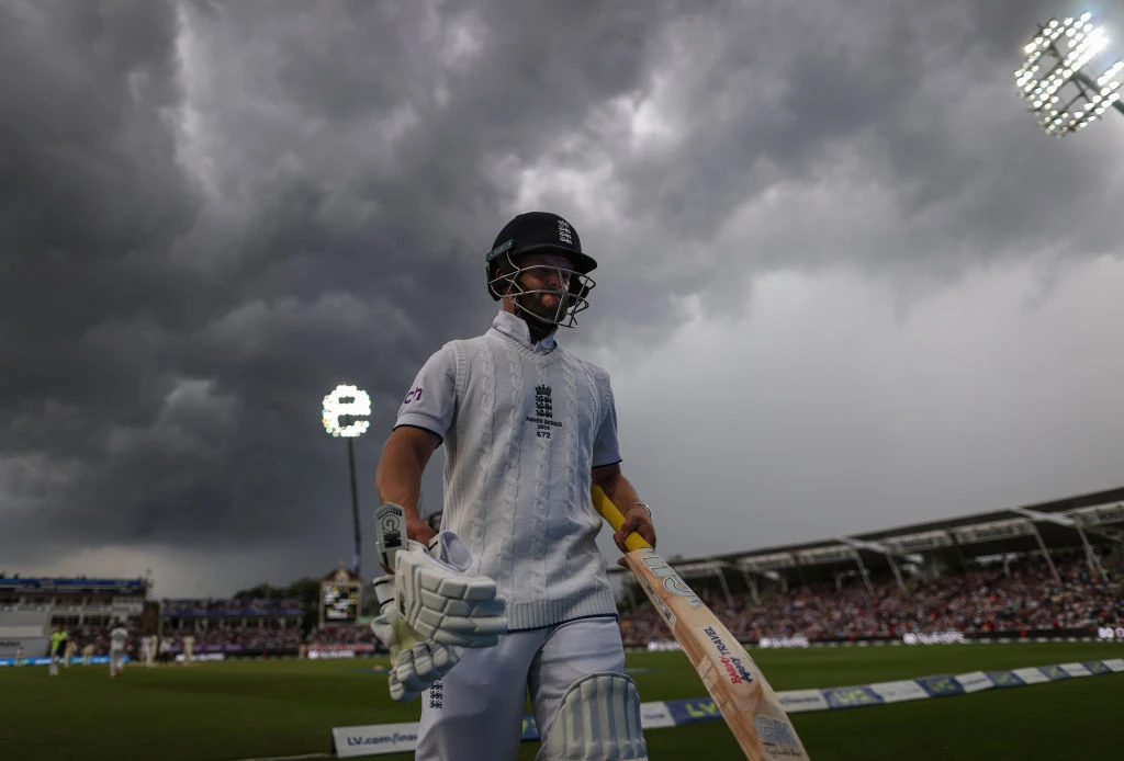 Australia strike between the showers in first Ashes Test