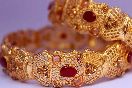Big fall in gold rates in Pakistan after losing shine in international market