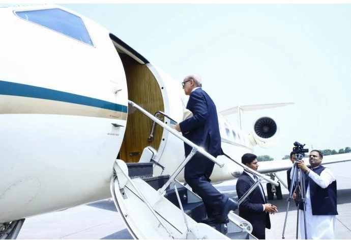PM Shehbaz on way to France to New Global Financing Pact Summit