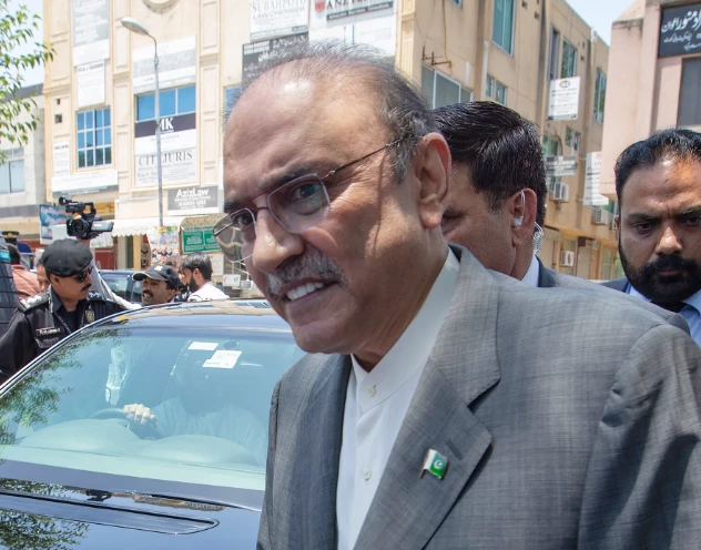 Asif Zardari likely to arrive in Lahore from Dubai