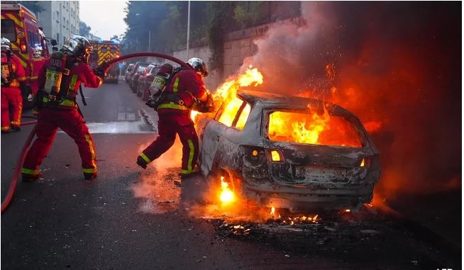 Macron calls crisis talks after hundreds arrested in France riots