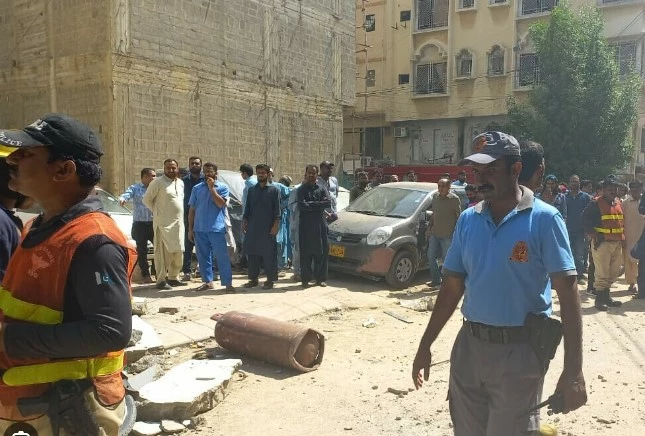 Man dies in Karachi explosion