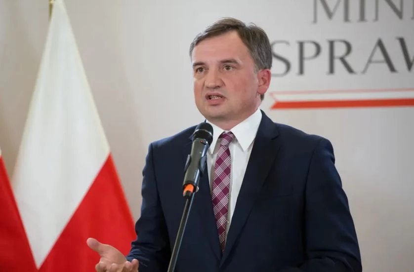 Poland detains Russian ice hockey player on spy charges
