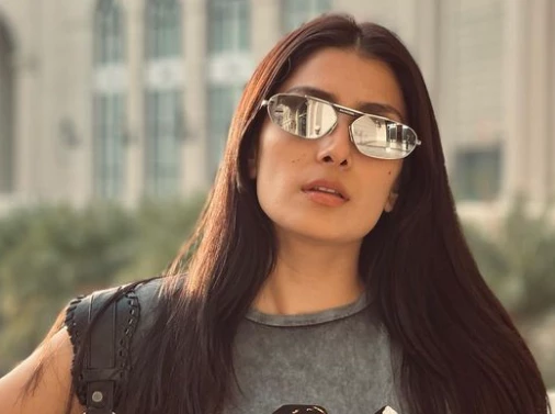 Ayeza Khan’s APPROPRIATE response to fans’ DISTRUBING questions