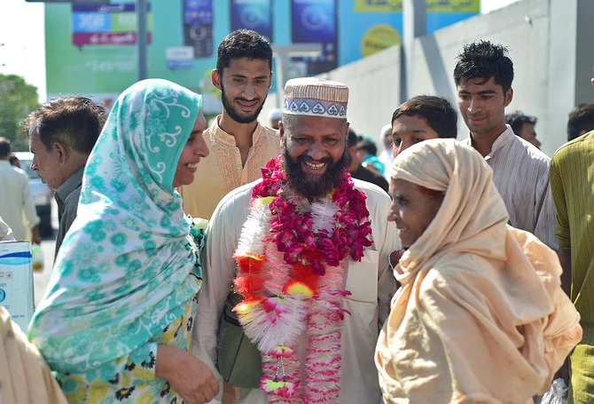 Return Hajj flights for pilgrims begin Sunday