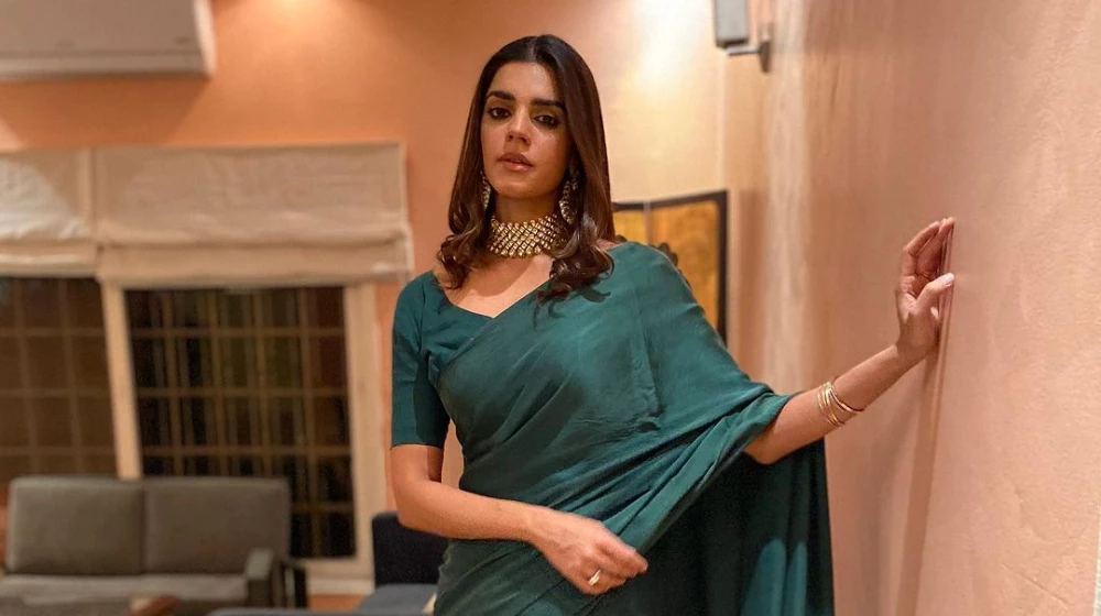 Sanam Saeed radiates elegance in her mother’s silk saree
