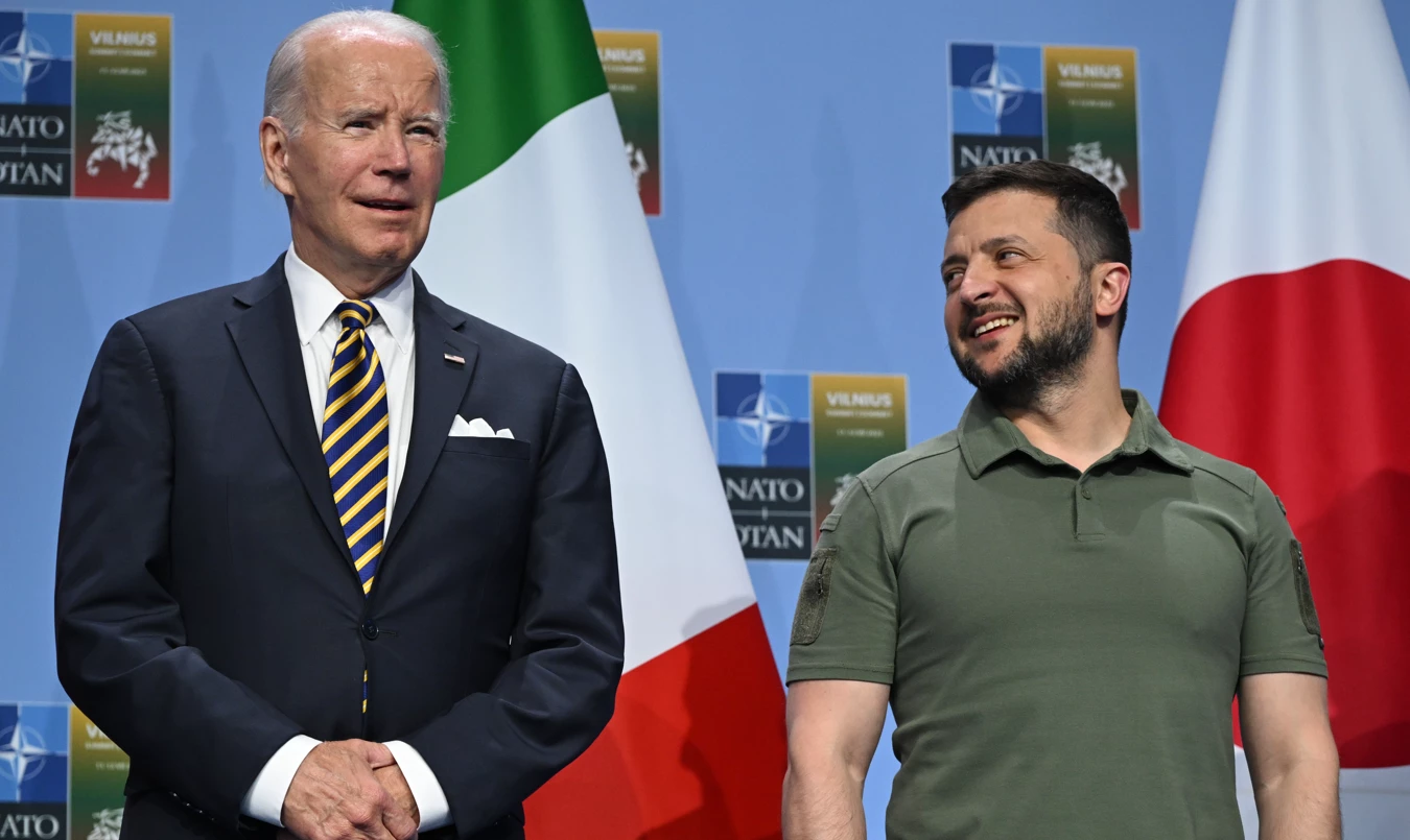 Biden vows to stand by Ukraine