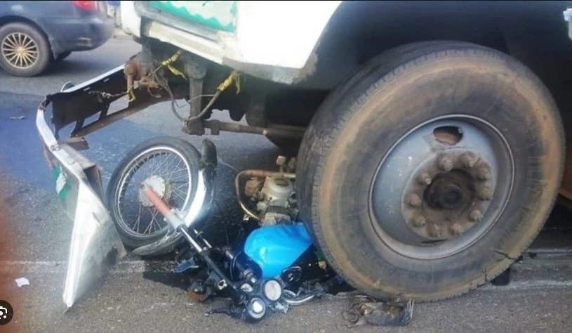 Four of family die as truck crushes bike in Larkana