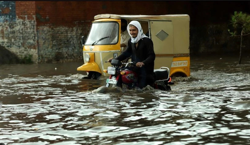 12 die as rain emergency imposed in Islamabad and Rawalpindi