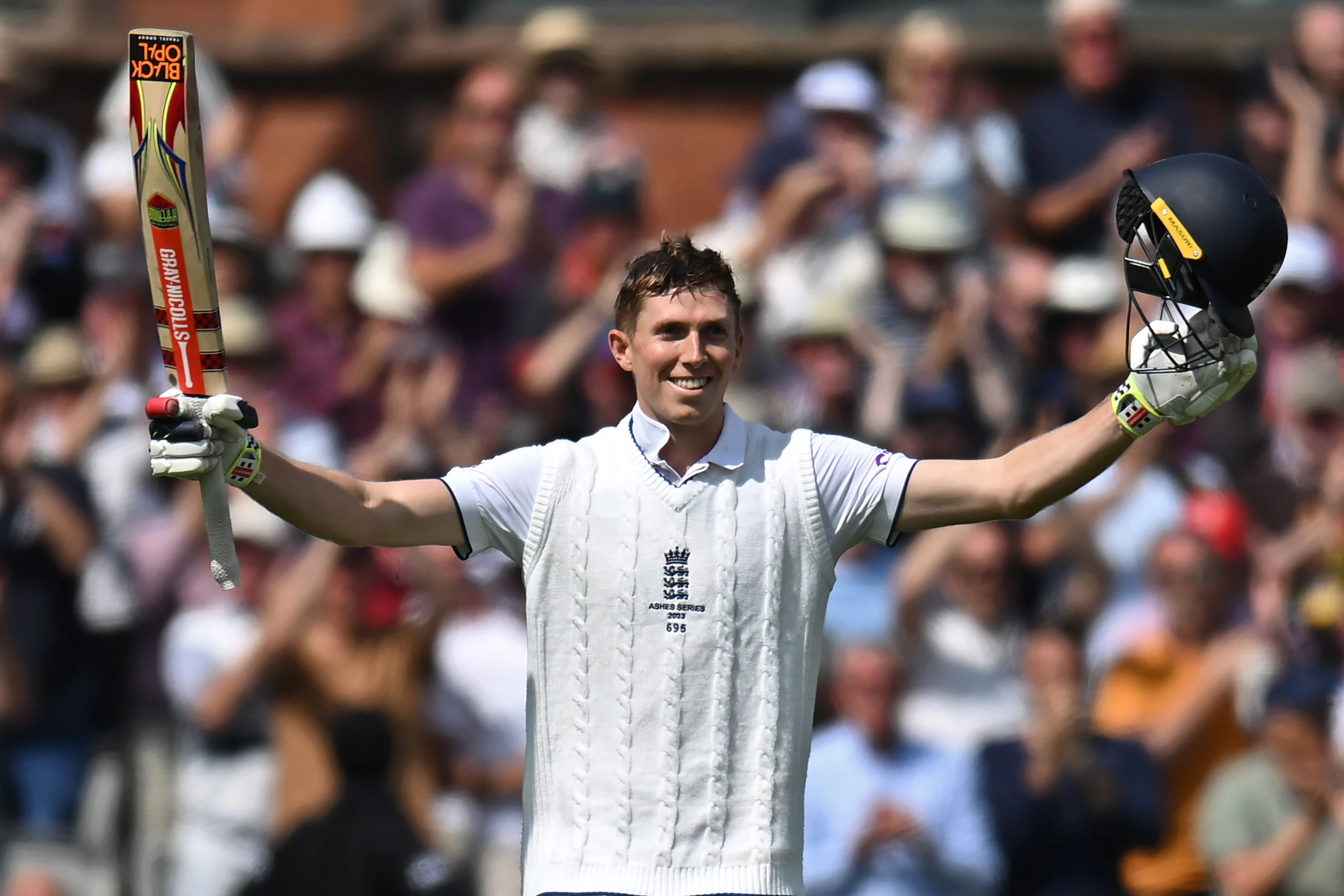 Crawley's stunning century puts England ahead in fourth Ashes Test