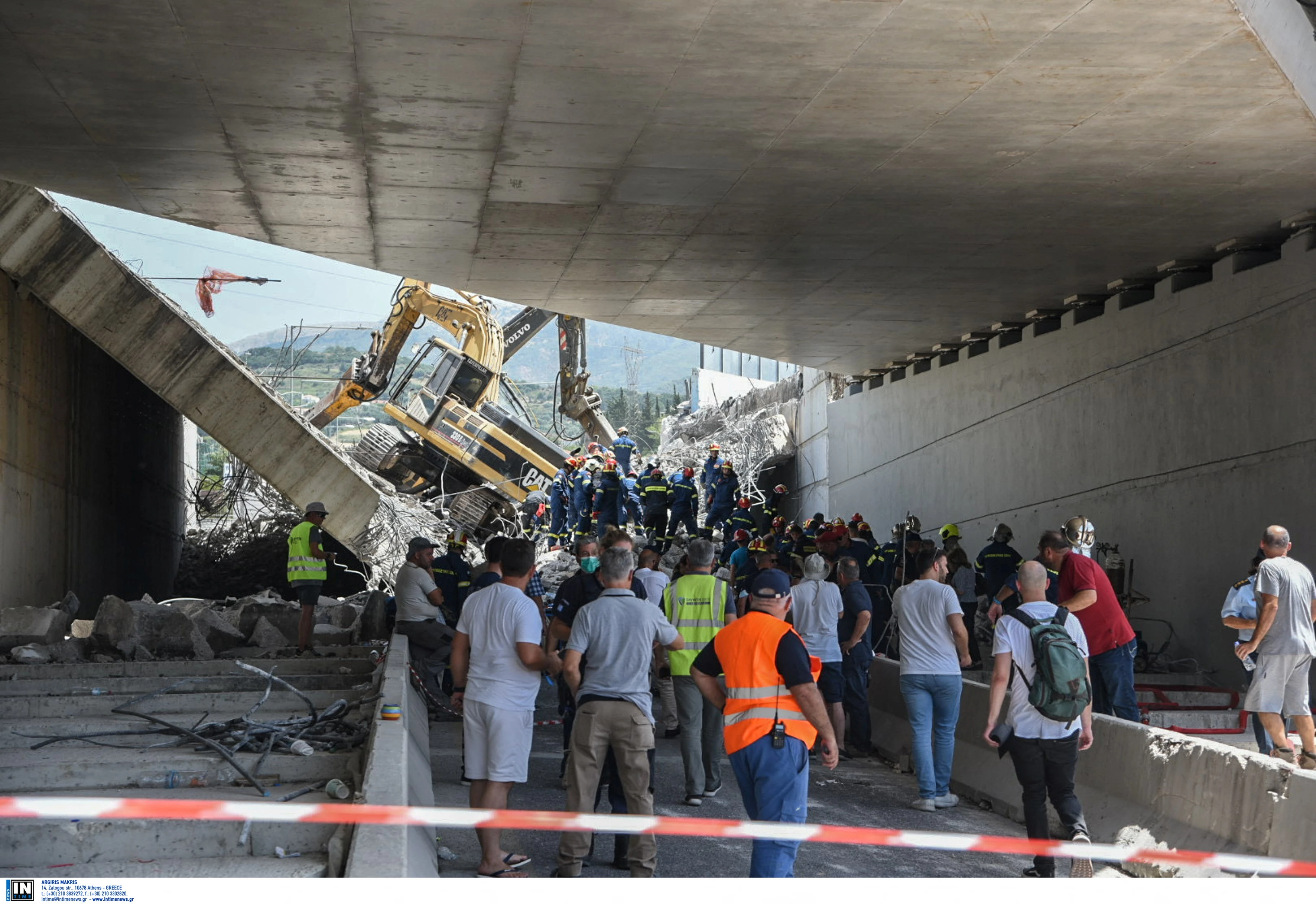 Greece bridge collapse kills one, injures eight