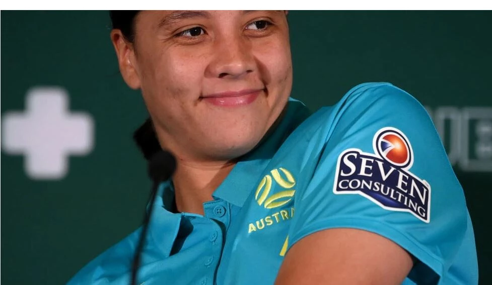Kerr gives Australia World Cup boost but England sweat on Walsh