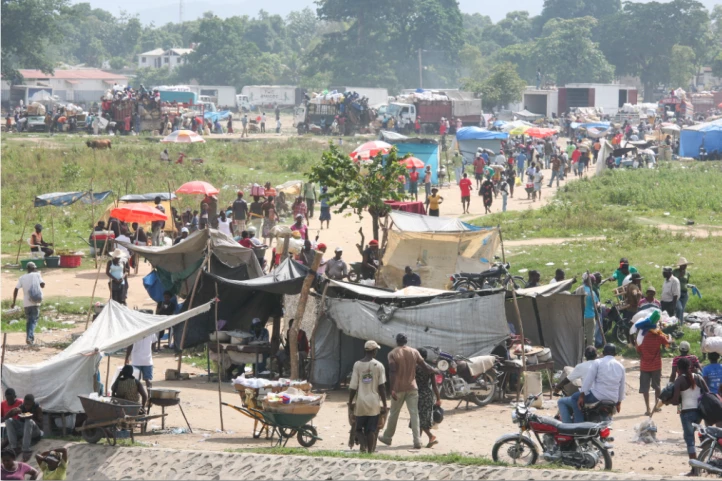 13 Haitian migrants die as vehicle falls into Dom. Republic canal
