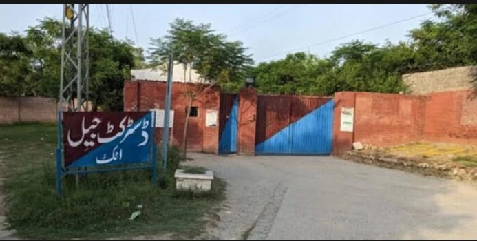 Imran Khan’s lawyers booked for scuffling with Attock jail staff