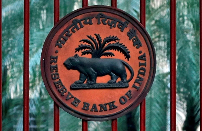 India's central bank holds rates as food prices soar