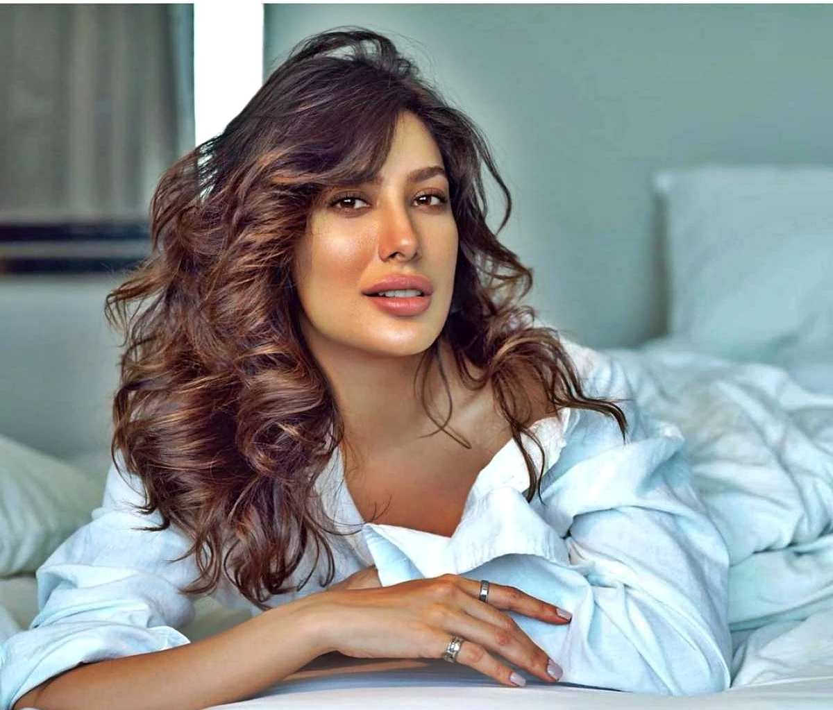 Mehwish Hayat’s lastest video takes internet by storm