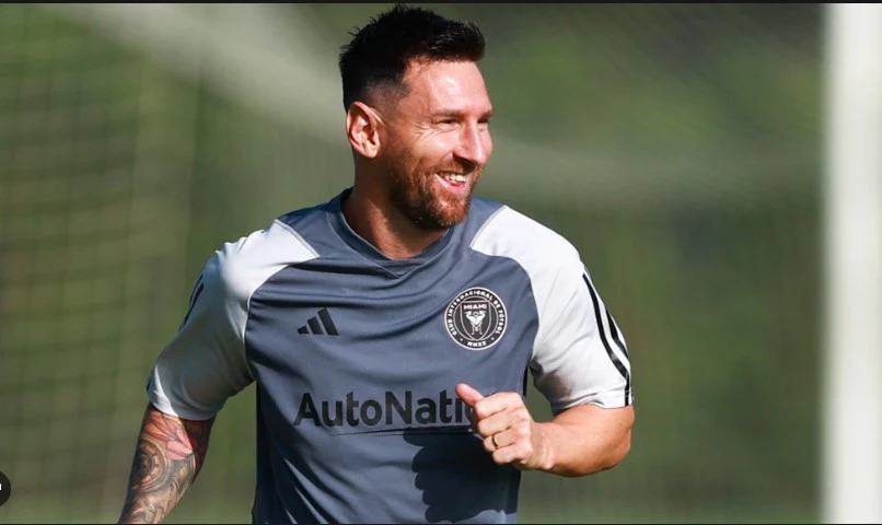 Martino shrugs off Messi injury scare ahead of Miami semi