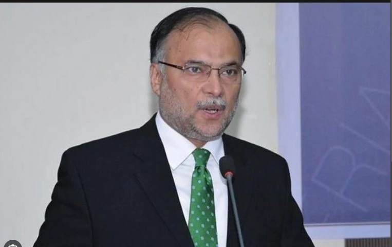 Supreme Court disposes of contempt plea against PML-N’s Ahsan Iqbal