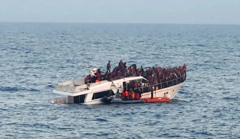 Around 40 migrants rescued, others found dead off Cape Verde