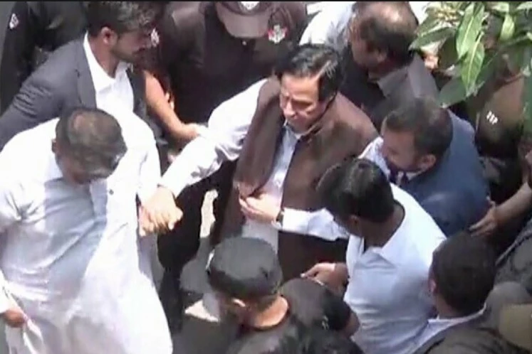 SC orders LHC to decide Ch Pervaiz Elahi’s appeals by August 21