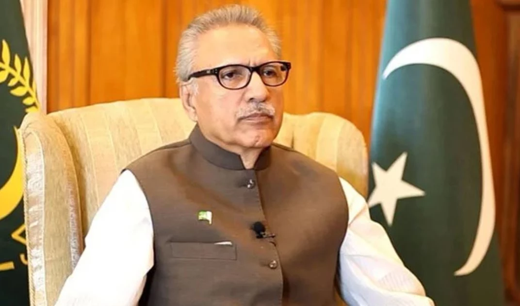 President approves awarding 13 figures