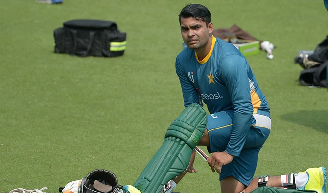 Umer Akmal announces not to quit international cricket