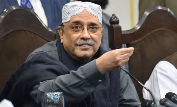 Zardari to arrive in Lahore this week to mobilise workers for elections