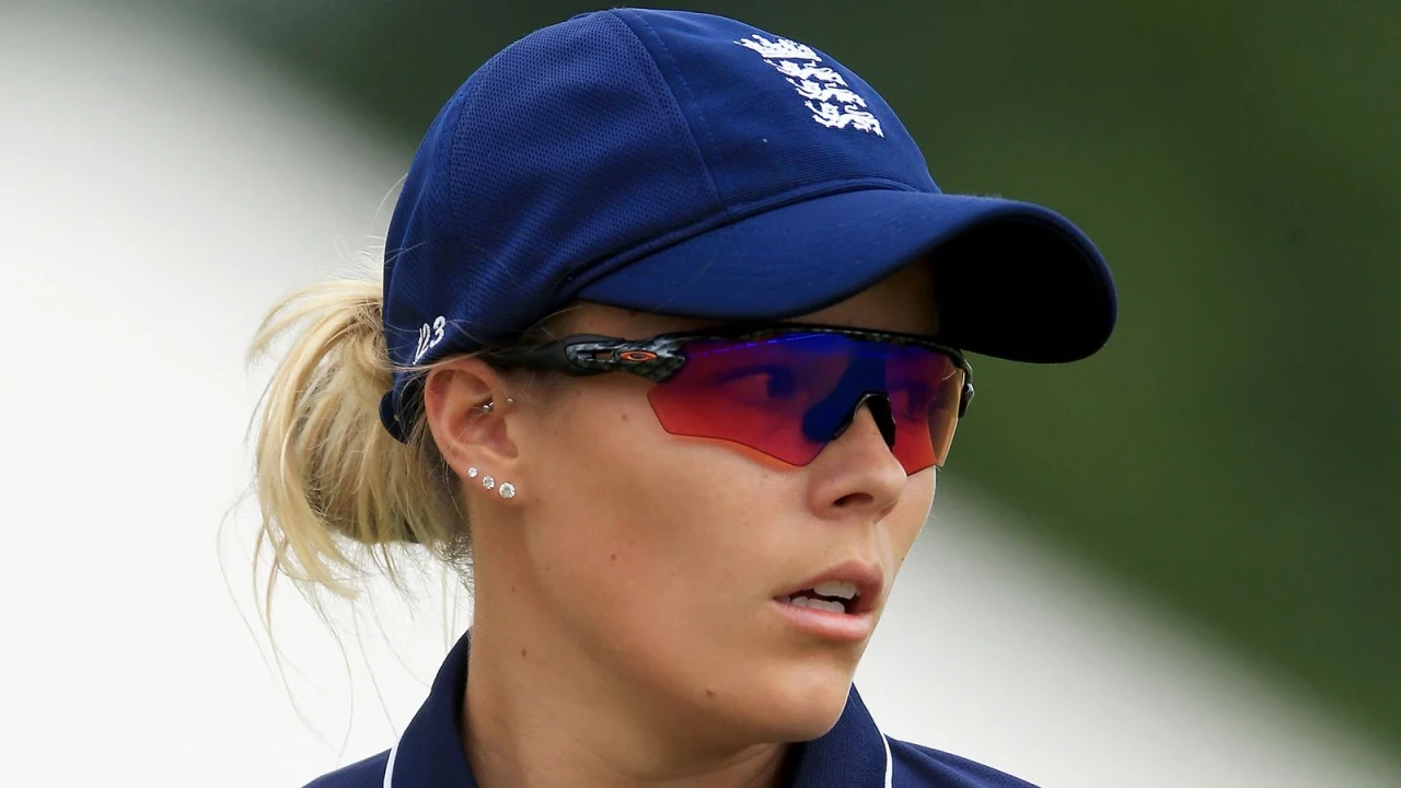 England women's World Cup winner Hartley to retire from cricket