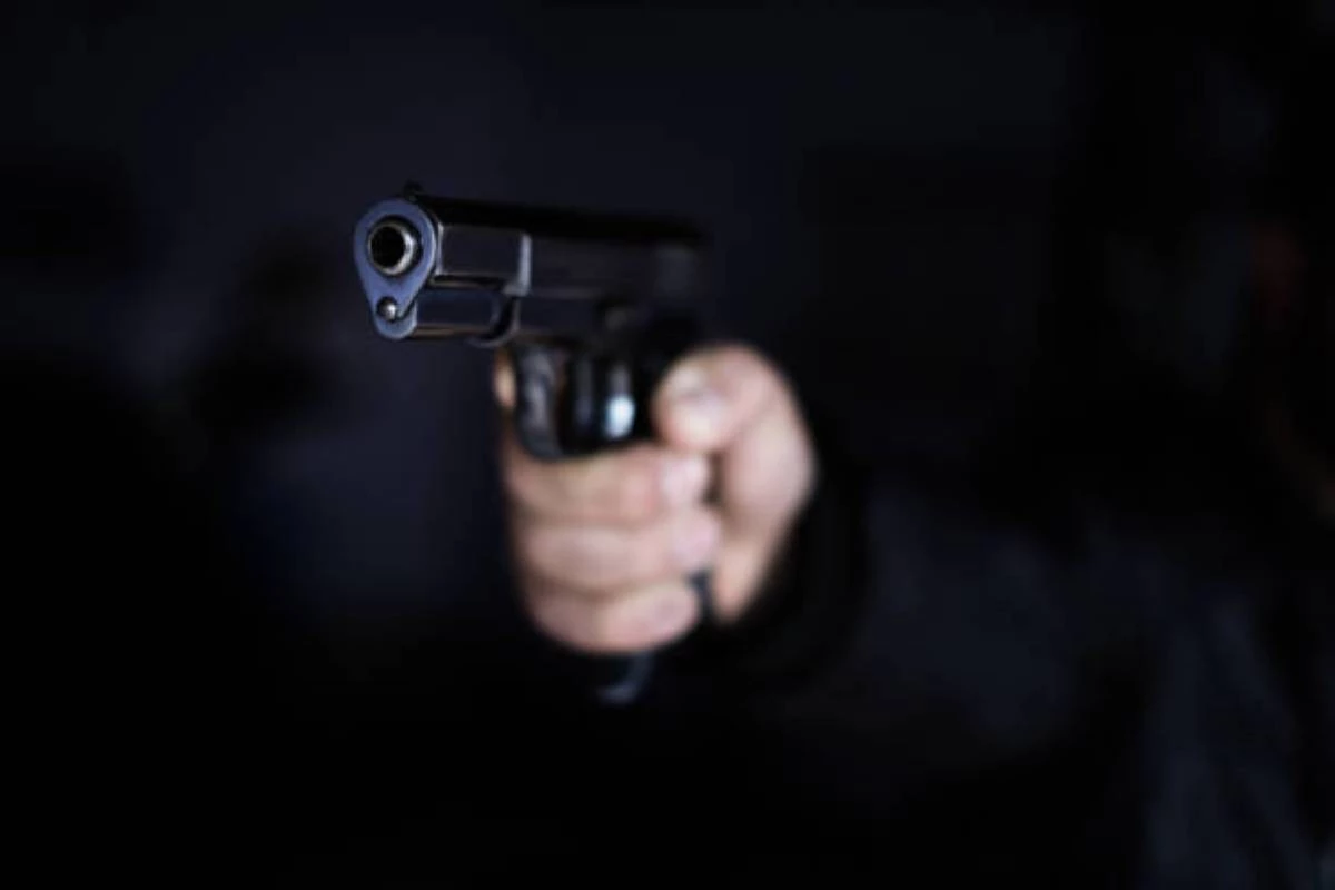 Teen girl shot dead in front of father in Lahore