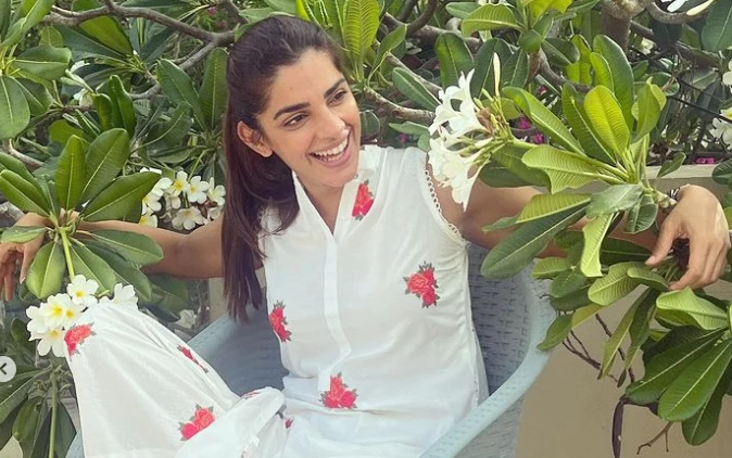 Sanam Saeed's Champa life-style goes viral