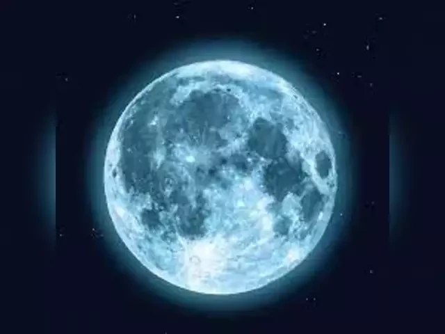 Last 'Super Blue Moon' until 2037 rises tonight