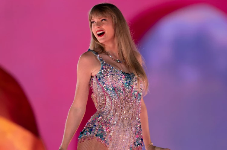 Taylor Swift announces film of massive 'Eras' tour