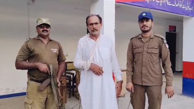 Police arrest accused for printing fake currency notes
