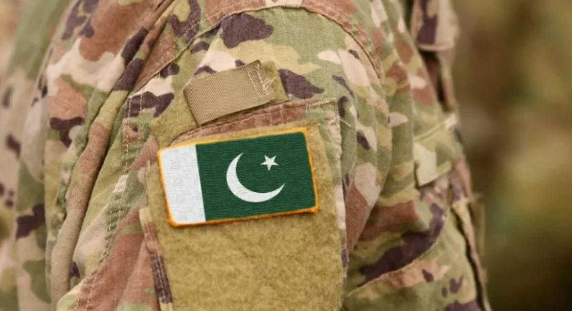 CJCsSC, services chiefs pay homage to heroes