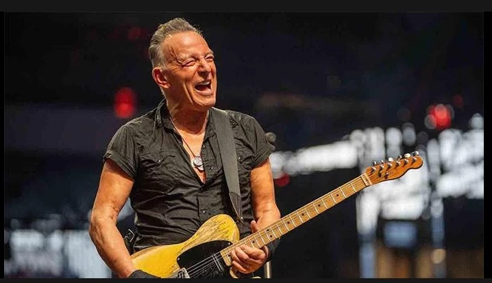 Bruce Springsteen postpones US concerts due to illness