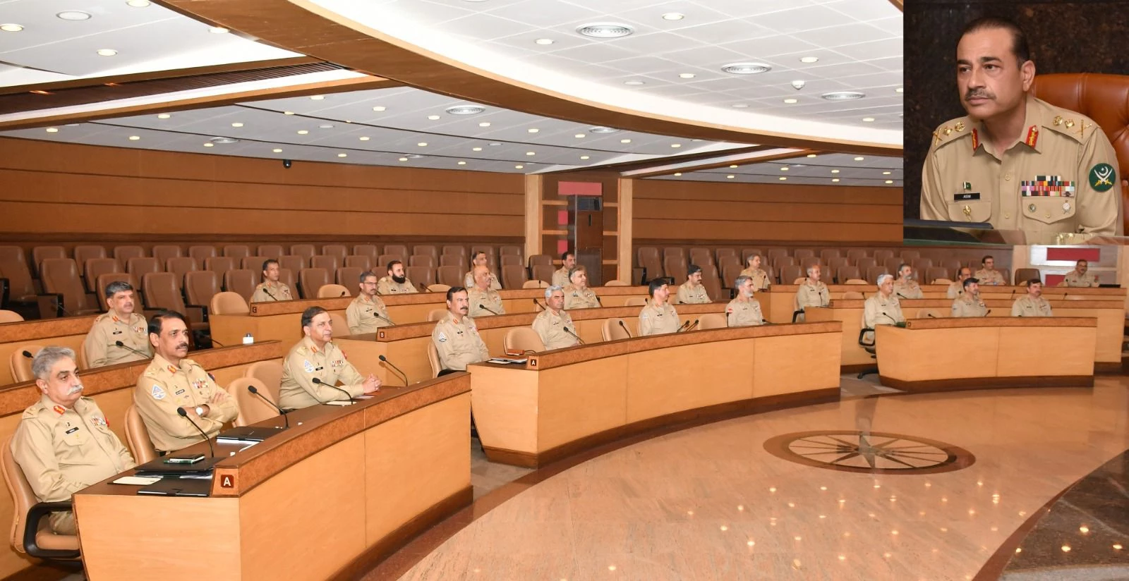 Top military brass resolves to tackle terrorism with full force