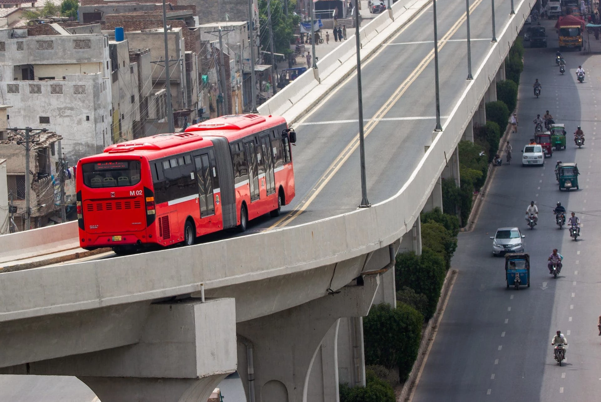 8 women injured as Metro bus goes out of control in Lahore