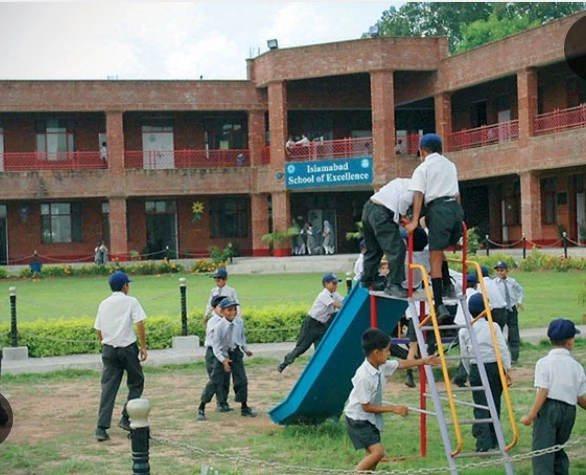 Punjab govt to hand over 1, 000 schools to NGO for better educational facilities