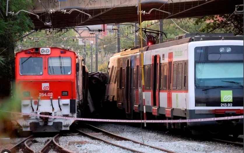 Four hit and killed by train in Spain