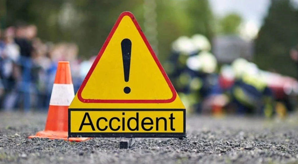 Eight die in Sindh road accident