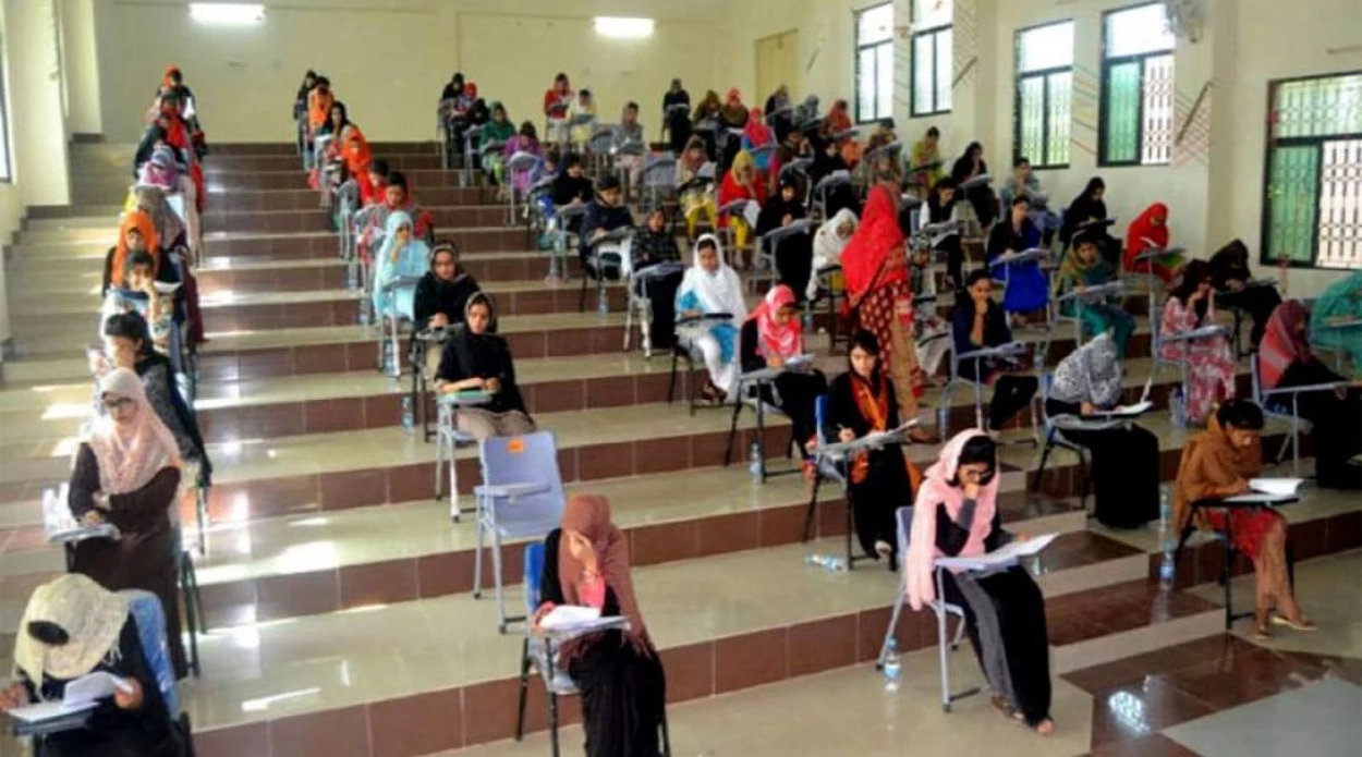 KP govt identifies mastermind behind MDCAT Bluetooth scam